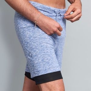 NWT Ohmme 2 Dogs yoga shorts
